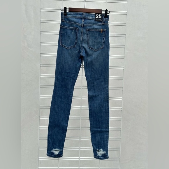 Joe’s Jeans high rise skinny size 25 medium dark blue distressed jeans - Picture 2 of 9